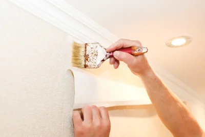 Pose de papier peint à Viller — revêtements muraux et toiles de verre